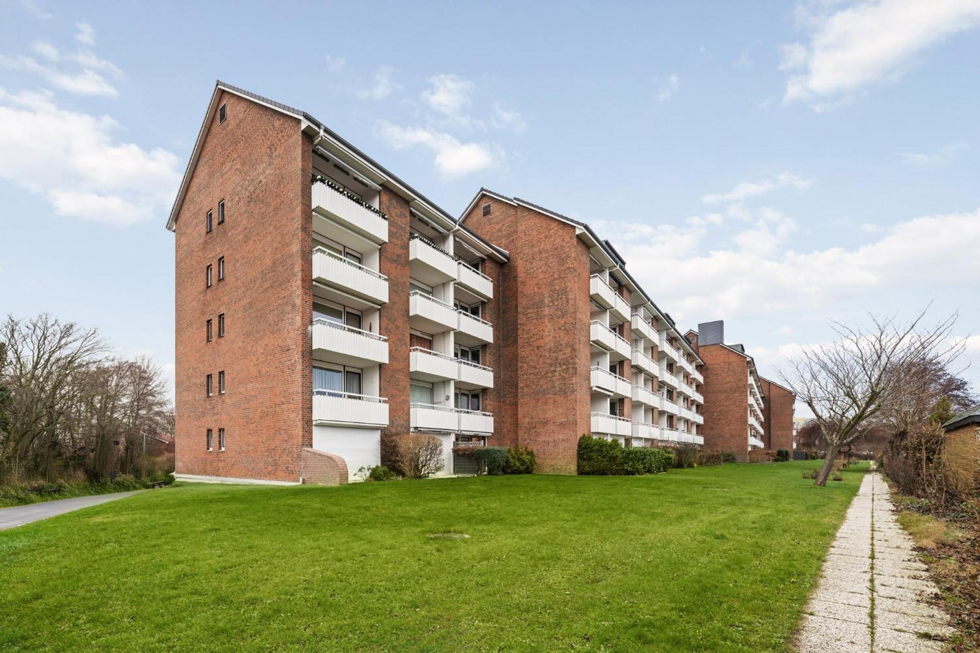 Greypearl - Ruhig Gelegen Mit Terrasse - Strandnaehe - Parkplatz - Wlan Busum Luaran gambar