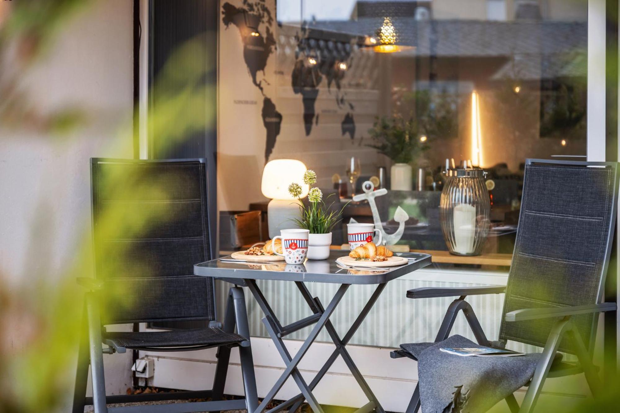 Greypearl - Ruhig Gelegen Mit Terrasse - Strandnaehe - Parkplatz - Wlan Busum Luaran gambar